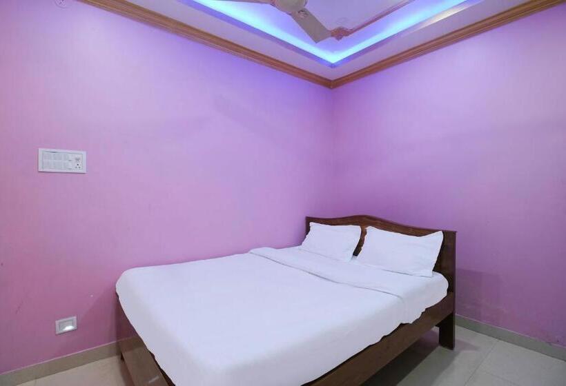 Super Hotel O Kapish Guest House