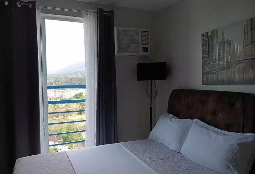 Hotel Loop Spacious Studio Unit