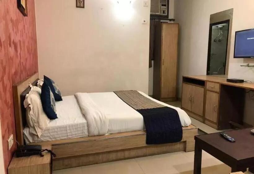 ホテル Maa Bhagwatinresidency
