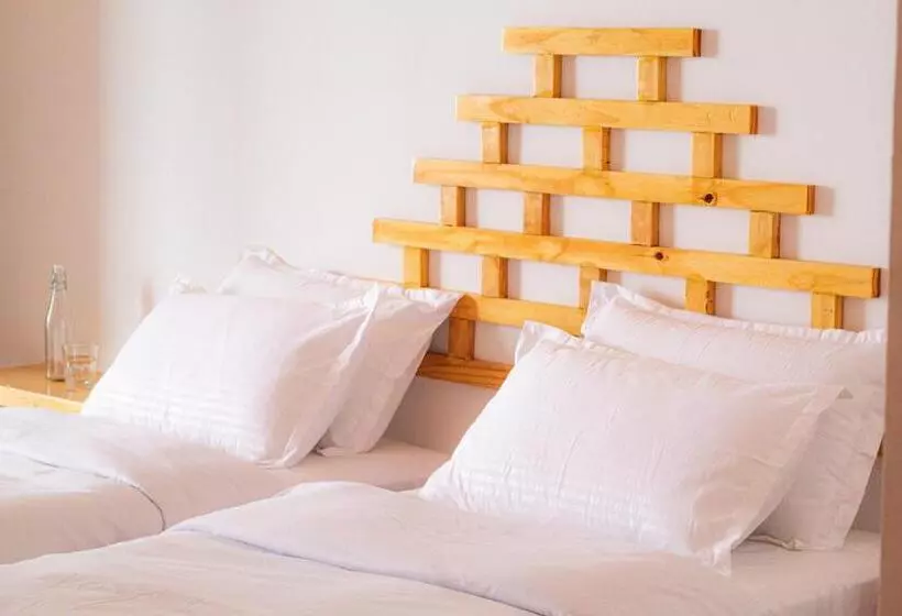 هتل Manta Sea View Himandhoo