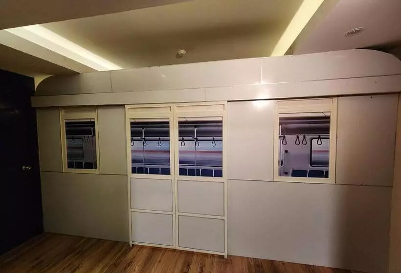 Hotelli Nw 4896 Theater