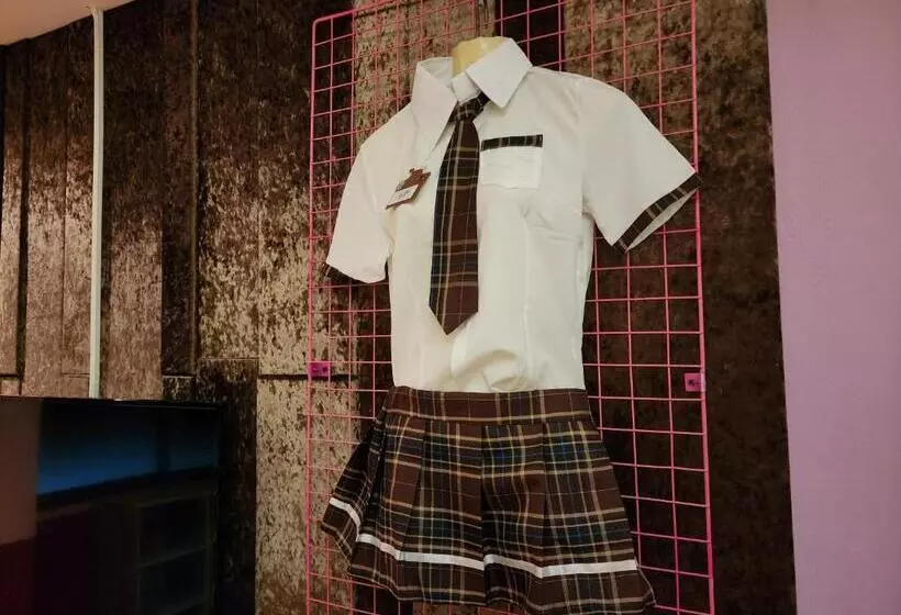 Hotelli Nw 4896 Theater