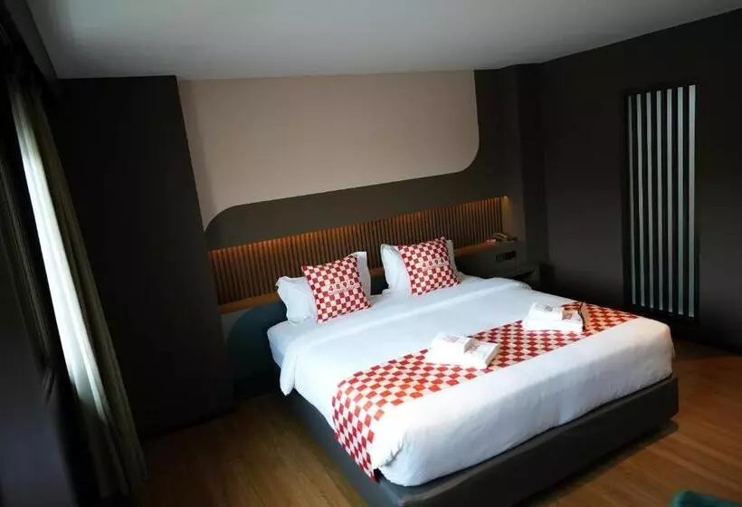 Hotelli Nw 4896 Theater