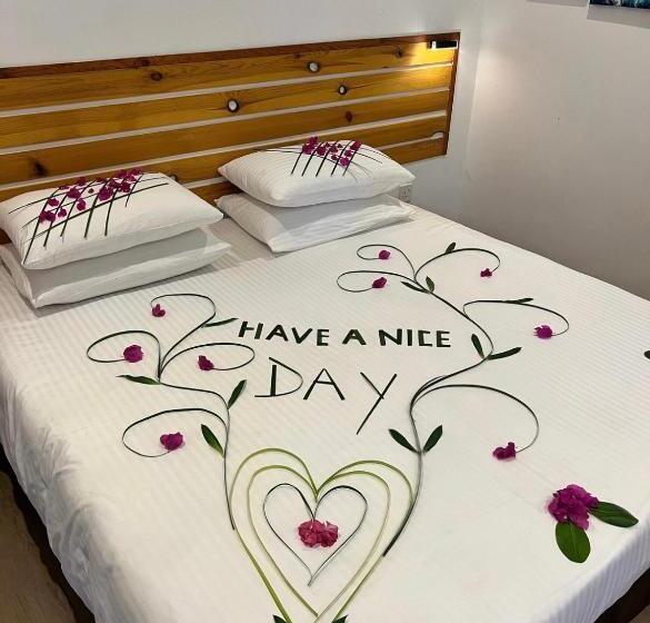 هتل Oceano Beach Vashafaru