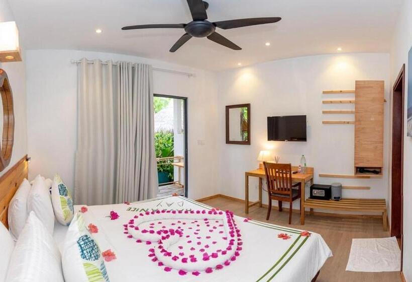 هتل Oceano Beach Vashafaru