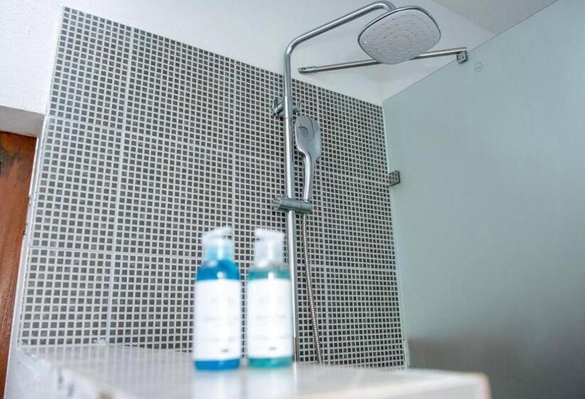 هتل Oceano Beach Vashafaru