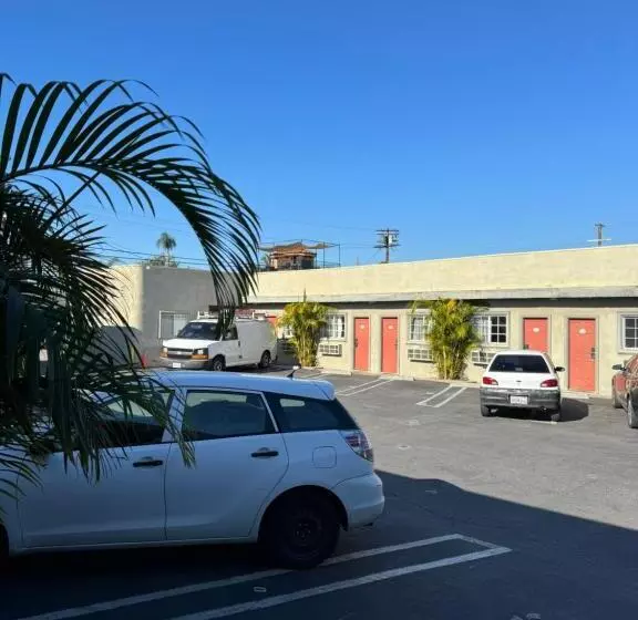 La Cienega Inn Motel