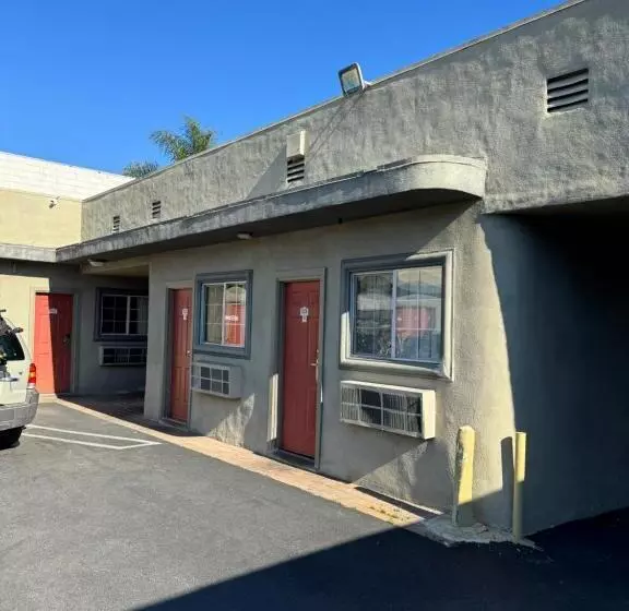 La Cienega Inn Motel