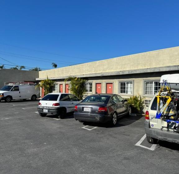 La Cienega Inn Motel