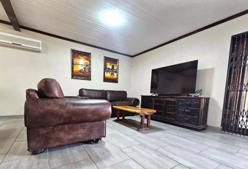 Majatalo De Oude Sleeper Inn 1