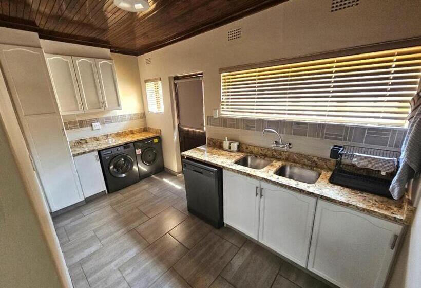 펜션 De Oude Sleeper Inn 1