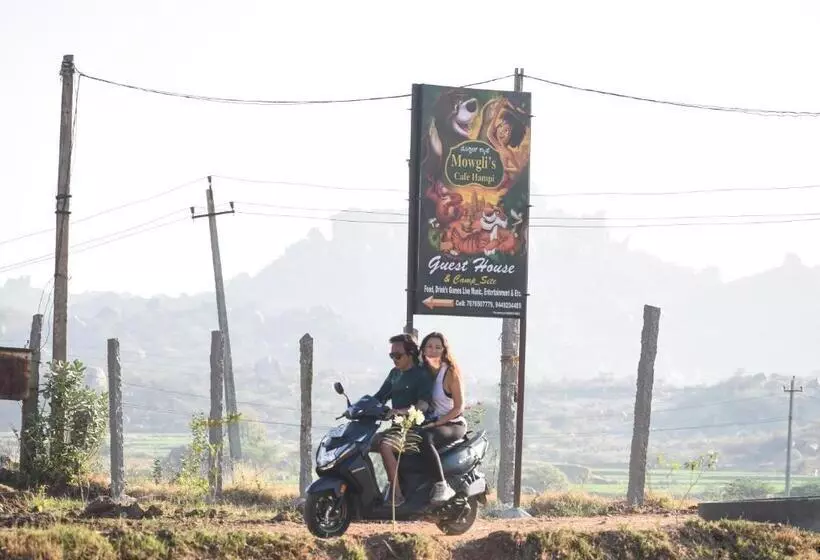 Majatalo Mowgli S Cafe Hampi & Guest House