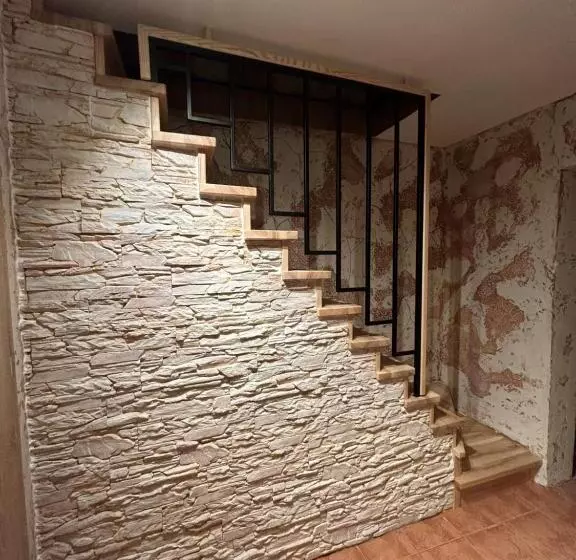 پانسیون Radikiai House