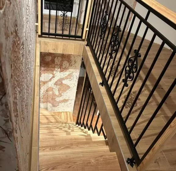 پانسیون Radikiai House