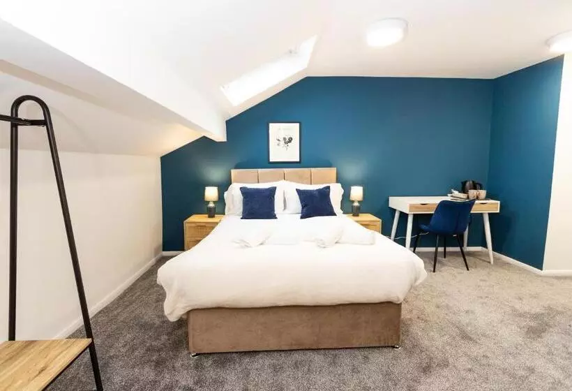 Majatalo Suite 7   Family Room In The Heart Of Oldham