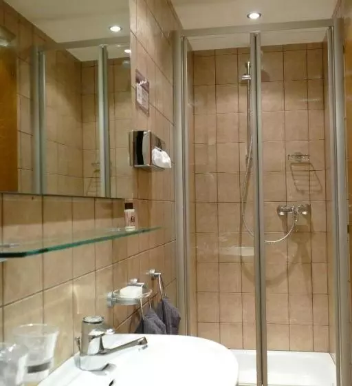 Pension Dorfplatzl Pitztal