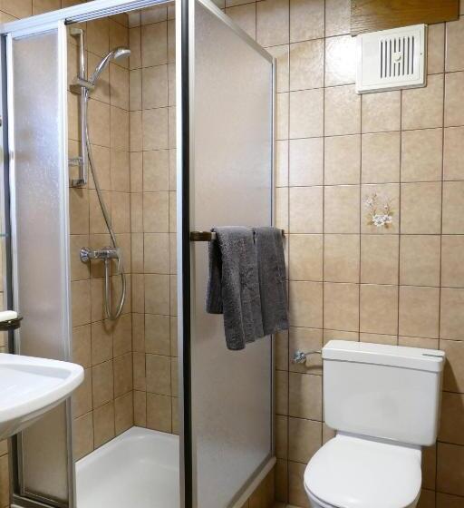 Pension Dorfplatzl Pitztal