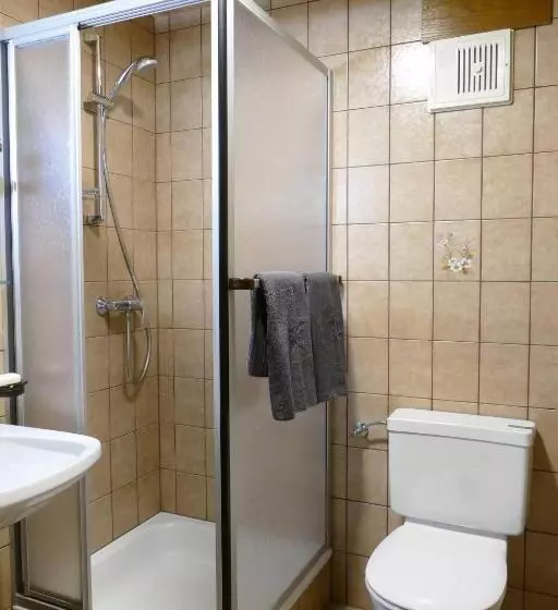 Pension Dorfplatzl Pitztal