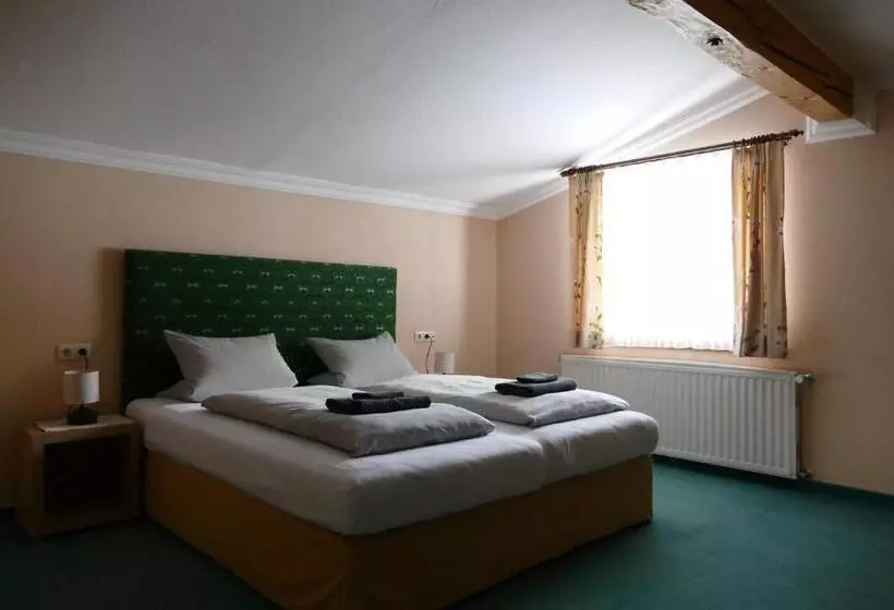 Pension Dorfplatzl Pitztal