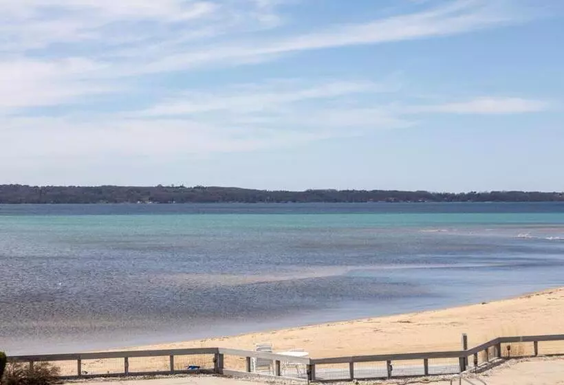 Lomakeskus The Shores