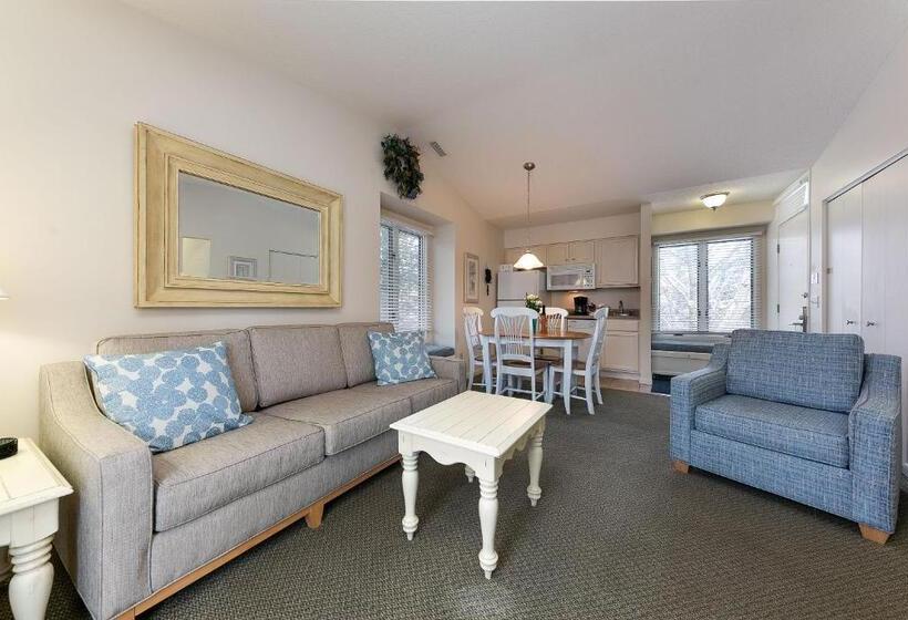 אתר נופש The Shores