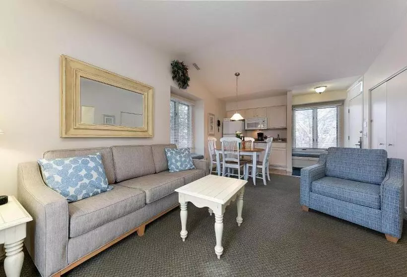 Lomakeskus The Shores