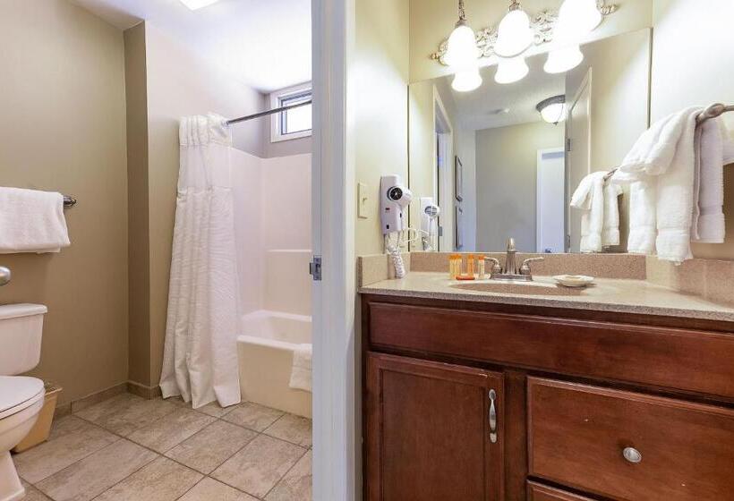 אתר נופש The Shores