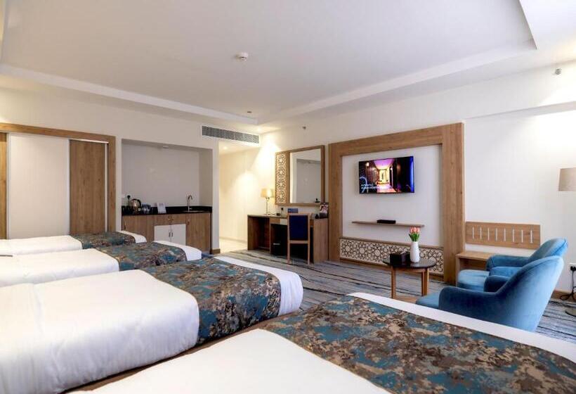 Time Ruba Hotel & Suites