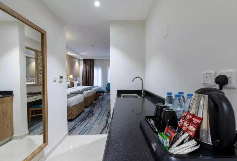 Time Ruba Hotel & Suites