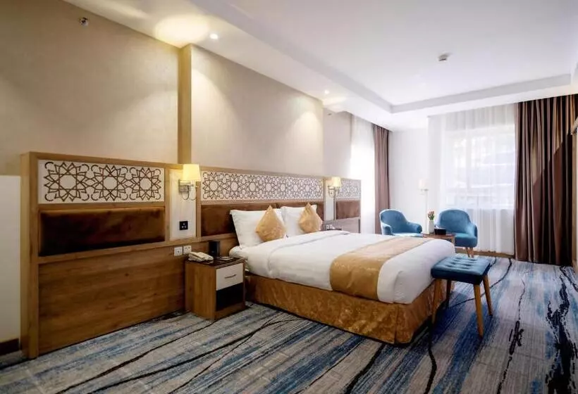 Time Ruba Hotel & Suites