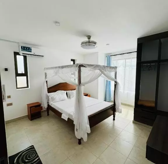 Tulivu Suites Diani