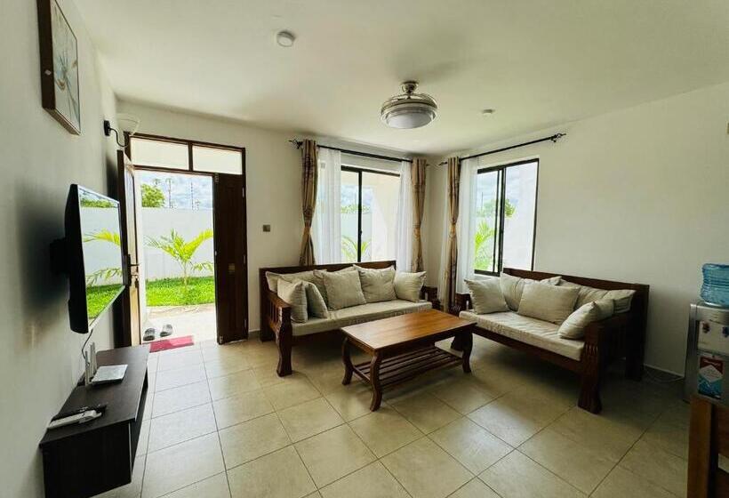 Tulivu Suites Diani