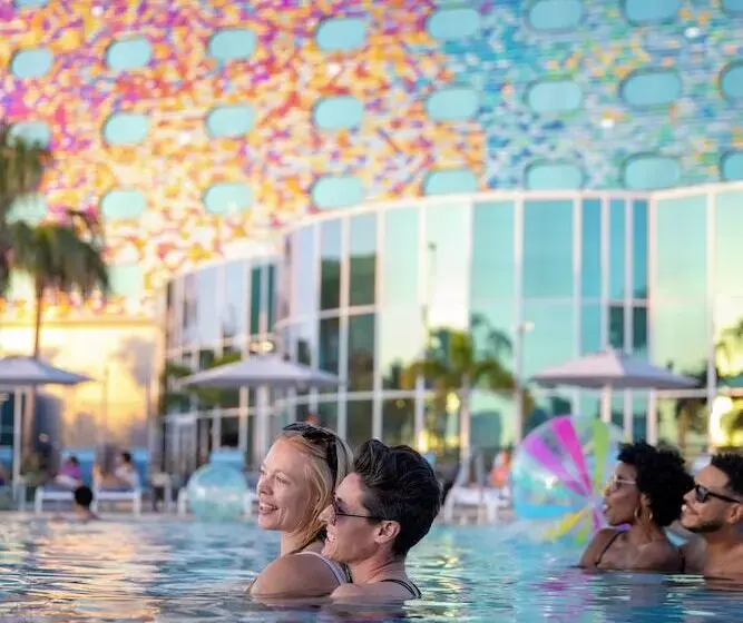 Universal Stella Nova Resort