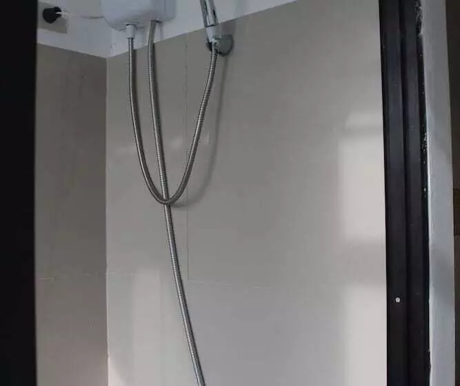 Yuj Inn Hostel