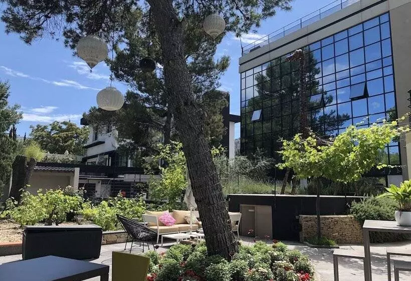 Apparthotel La Girafe
