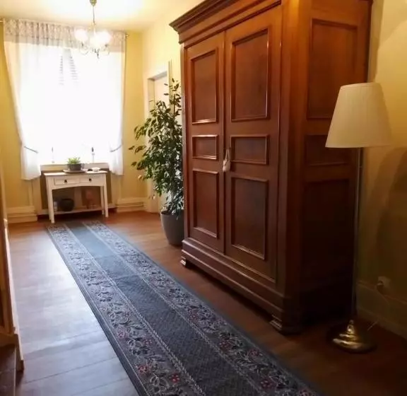 Aamiaismajoitus (B&B) La Maison Du Canal