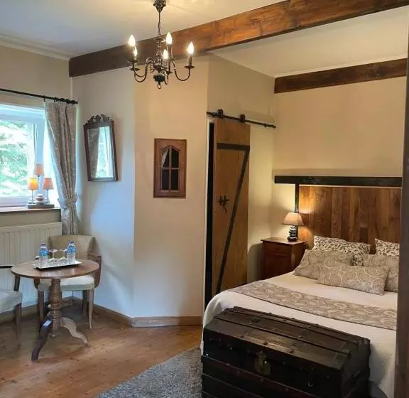 ベッドアンドブレックファースト Chambres D’hôte Manoir De Kerliviry