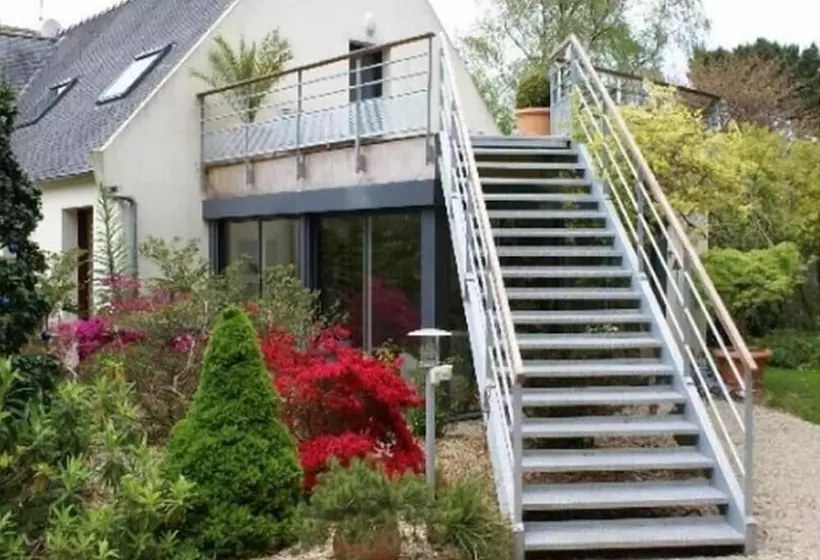 Aamiaismajoitus (B&B) La Canopée Des Pins