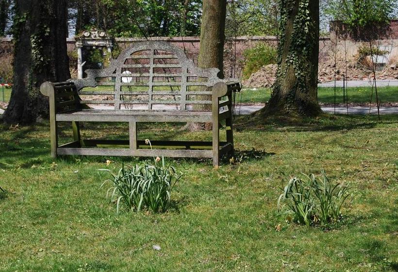 ベッドアンドブレックファースト Le Château Des Ormes