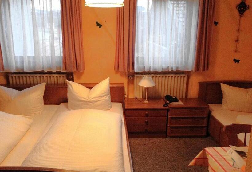 فندق Beim Haxenwirt