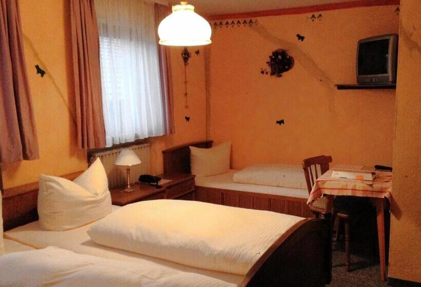 فندق Beim Haxenwirt