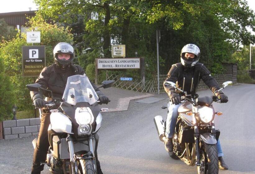 ホテル Dreikausens Landgasthaus Wildhof