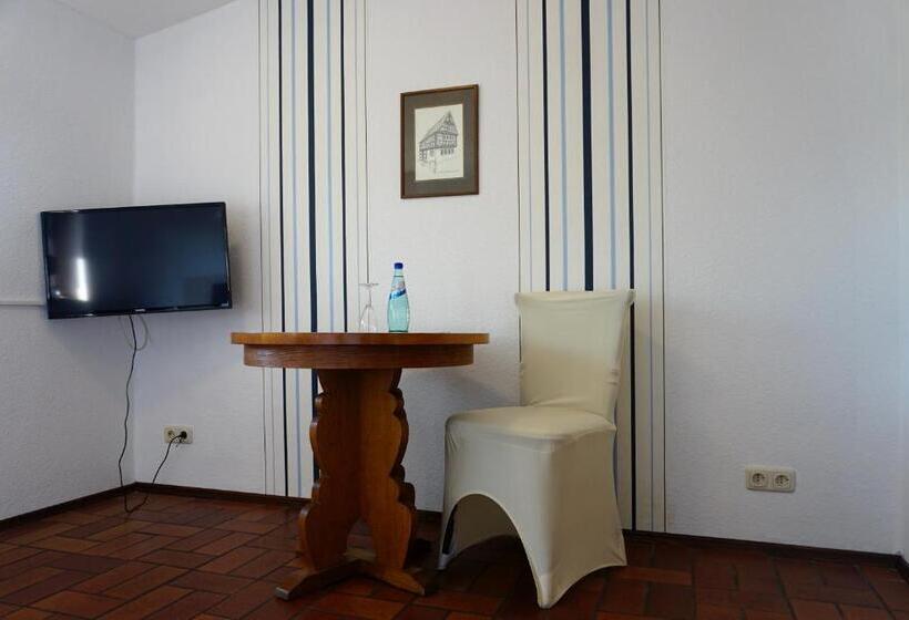 ホテル Dreikausens Landgasthaus Wildhof