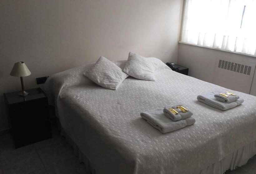 فندق Euzko Alkartasuna