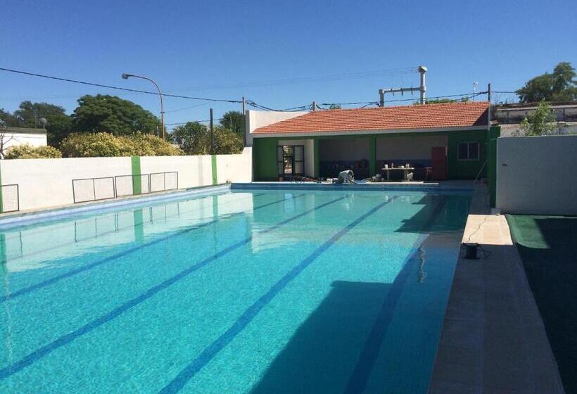 فندق Euzko Alkartasuna