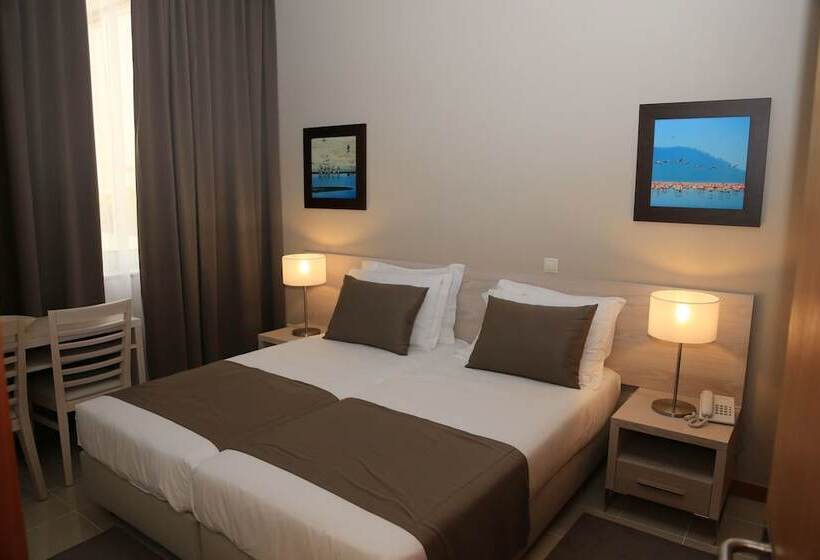 בית מלון כפרי Fly