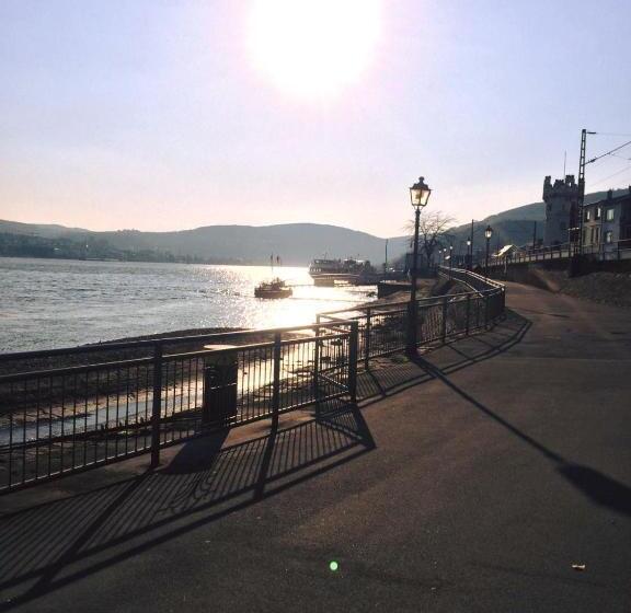 Отель Krone Rüdesheim