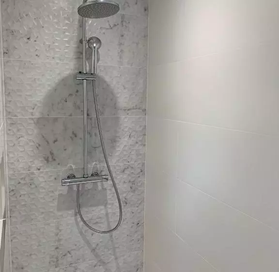 Otel L Hostellerie D Acquigny