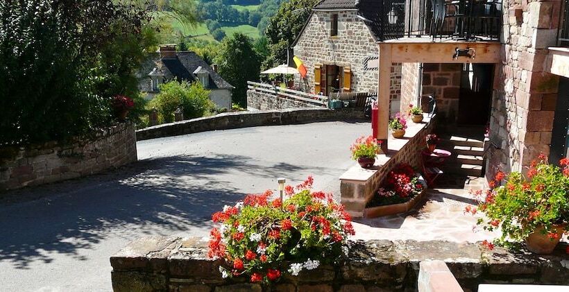 ホテル La Bastidie