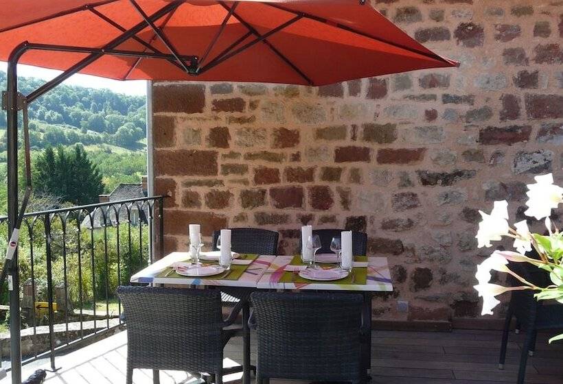 ホテル La Bastidie